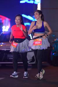 BIB: 332, 25135
                            <button type="button" onclick="openModal(21368306)" class="btn btn-primary btn-sm float-right btn-popup" data-toggle="modal" data-target=".modal-high-quality">
                        <i class="fas fa-shopping-cart"></i> Add to Cart
                    </button>
                                            <button type="button" onclick="isThisMe(21368306, true)" class="btn btn-success btn-sm float-right btn-popup btn-isme hidden" data-toggle="tooltip" data-placement="bottom" title="นี่คือรูปของคุณใช่ไหม คลิกที่นี่เพื่อเอาเข้าอัลบั้ม">
                        <i class="fas fa-plus"></i> Add to album
                    </button>
                    <button type="button" onclick="isThisMe(21368306, false)" class="btn btn-warning btn-sm float-right btn-popup btn-isnotme hidden">
                        <i class="fas fa-ban"></i> Remove from album
                    </button>